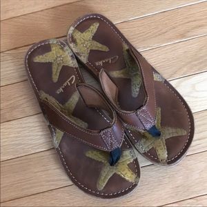 Clark’s flip flops